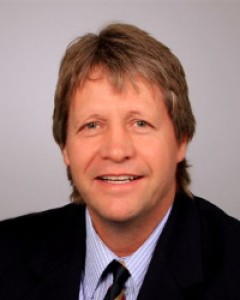 Prof R Steenkamp